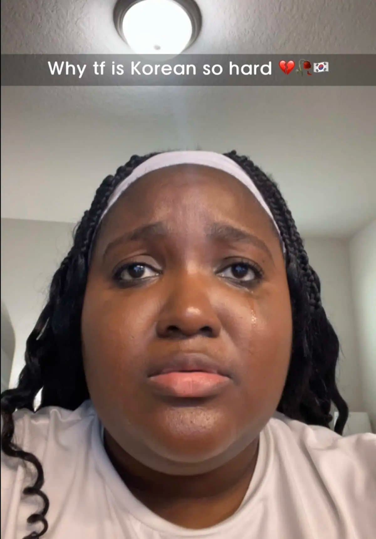 Why tf is Korean so hard 💔🥀🇰🇷
CAN YOU REPEAT
THAT
꽃이 좋아요.
(I like flowers.)
…