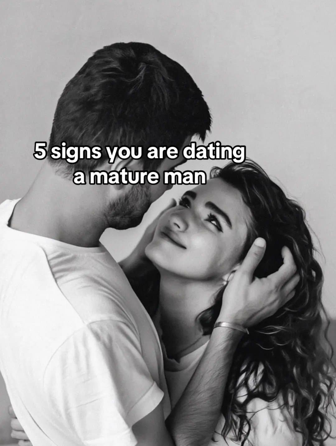 5 signs you are dating a mature man