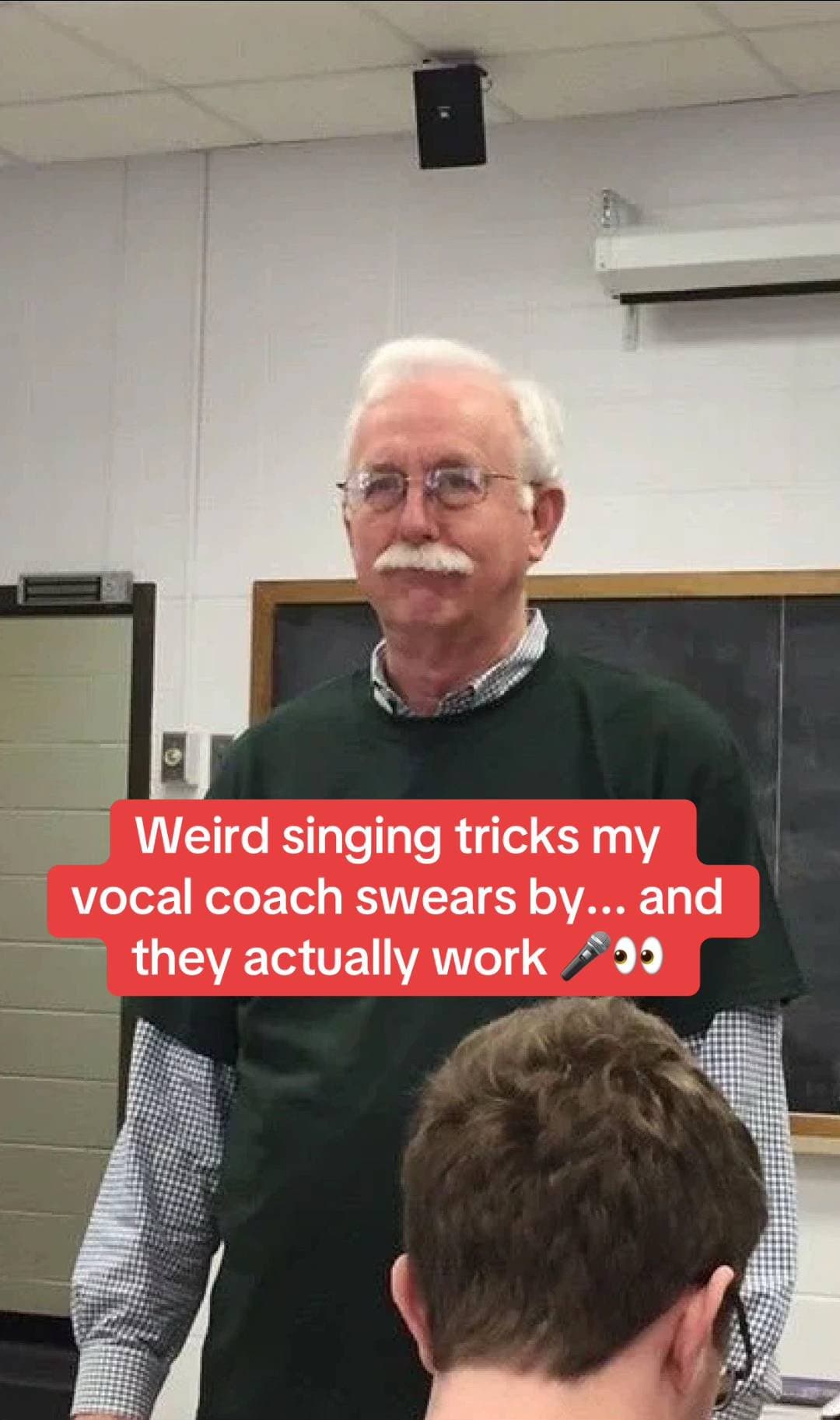 Weird singing tricks my
vocal coach swears by... and
they actually work 🎤👀