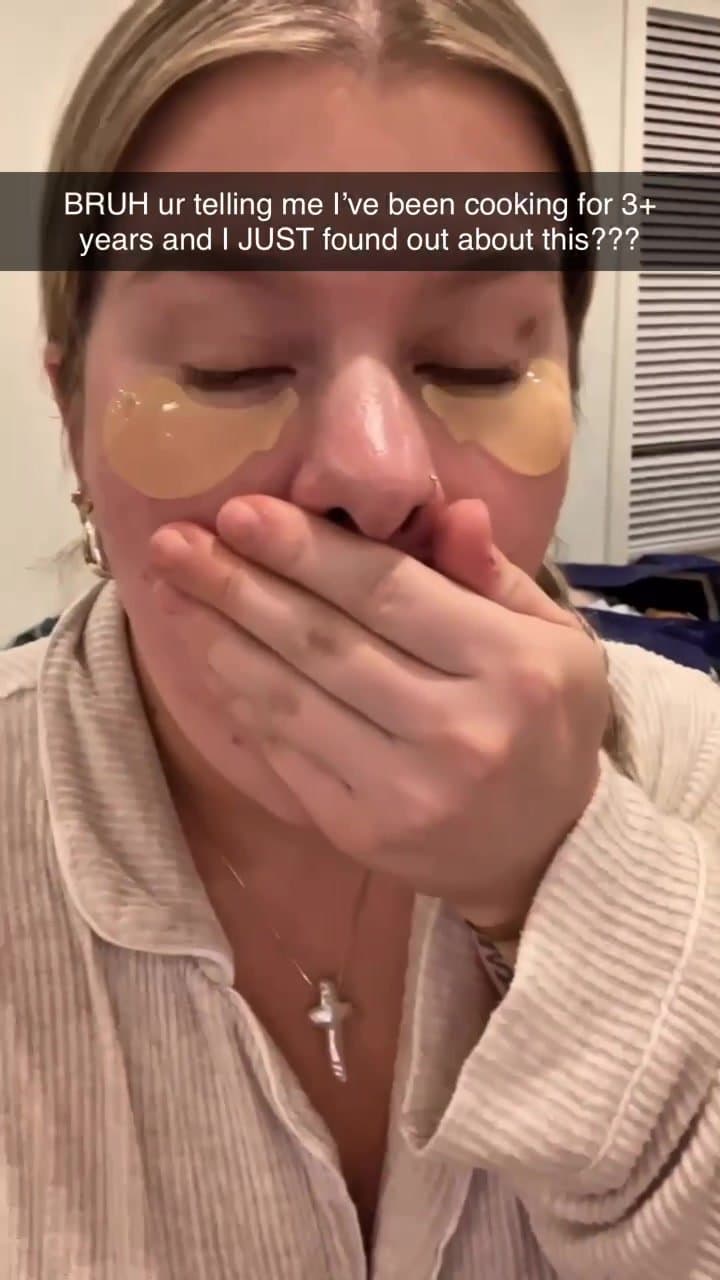 brb deleting all my screenshots ❤️